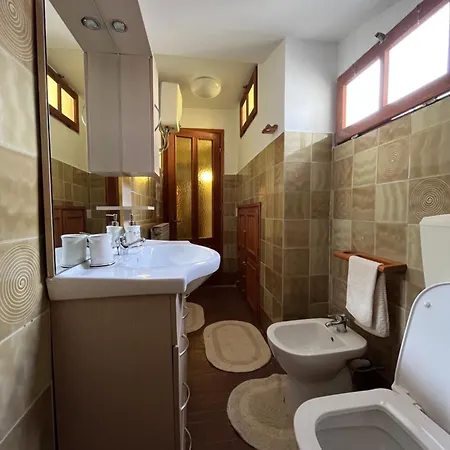 Stone House - Location Blue 公寓 *